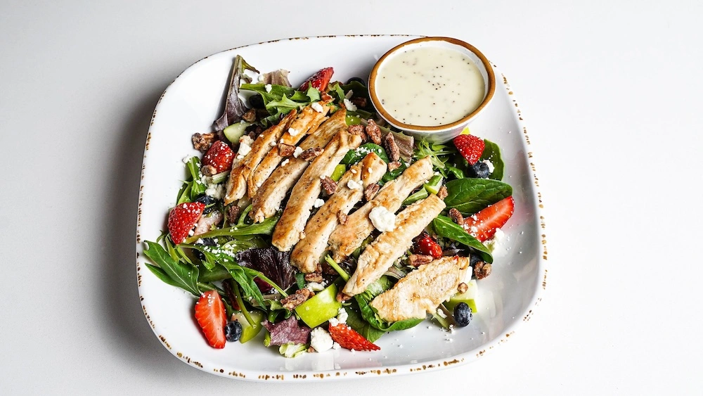 Berry Farmhouse Salad